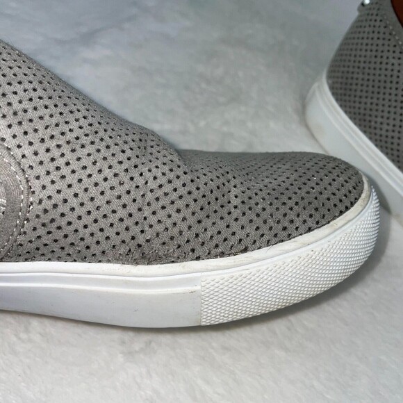 Steve Madden Zarayy Perforated Faux Suede Slip on Sneakers Flats Grey Womens 8.5 - Picture 10 of 10